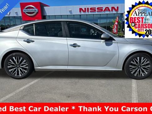 Certified 2023 Nissan Altima 2.5 SV FWD image 2