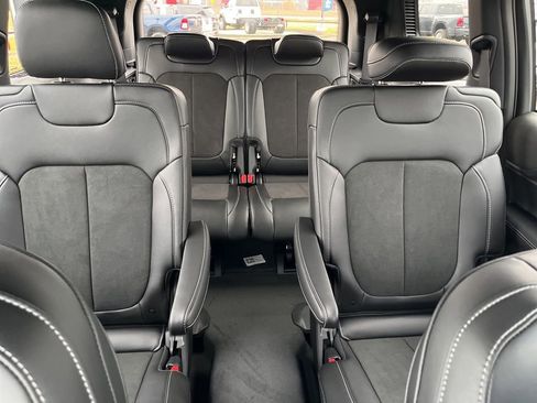 New 2025 Jeep Grand Cherokee L Altitude image 63