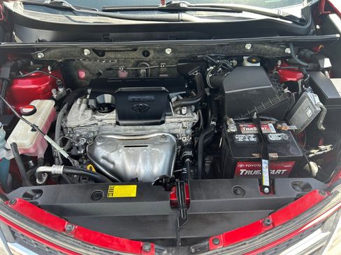 Used 2015 Toyota RAV4 Limited AWD/4WD image 33