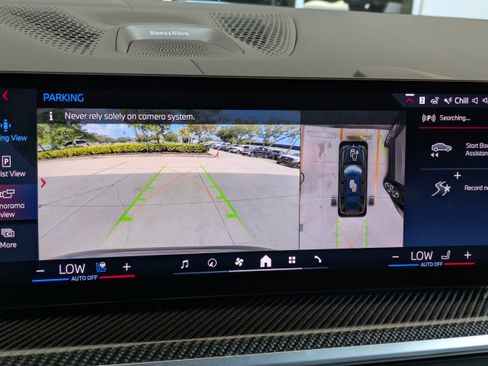 Used 2025 BMW X7 M60i AWD/4WD image 25