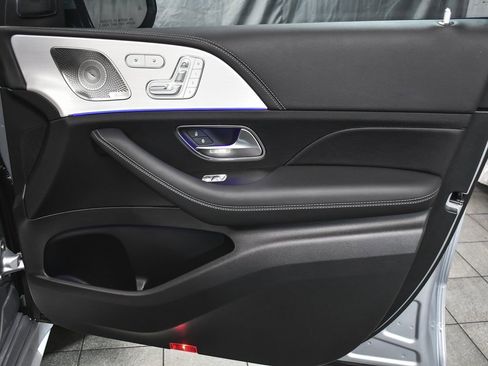 Used 2025 Mercedes-Benz GLE 53 AMG 4MATIC Coupe image 17