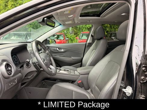 Certified 2023 Hyundai Kona Limited FWD image 12
