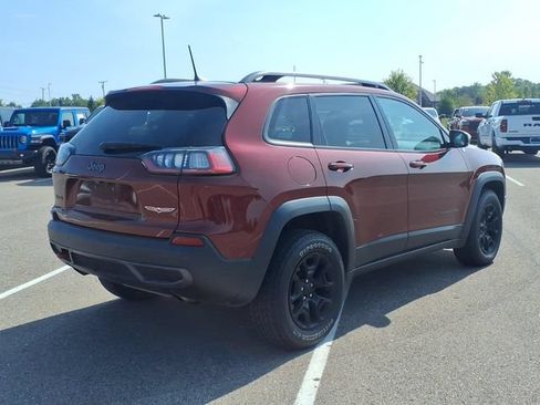 Used 2019 Jeep Cherokee Trailhawk w/ Cold Weather Group AWD/4WD image 4
