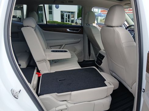 New 2026 Volkswagen Atlas SE FWD image 22