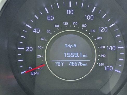 Used 2015 Kia Optima LX FWD image 27