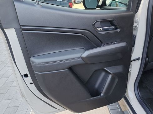 New 2026 GMC Canyon Elevation w/ Convenience Package image 41