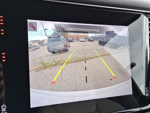 Used 2023 Jeep Wagoneer L Series II image 18