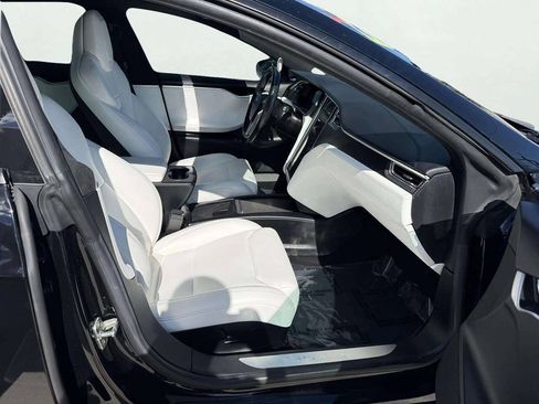 Used 2017 Tesla Model S 75 RWD image 12