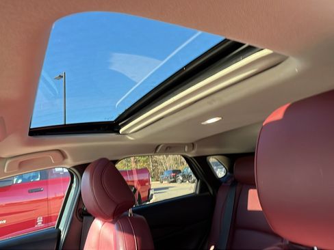 Used 2025 MAZDA CX-30 AWD 2.5 S w/ Preferred Package image 18