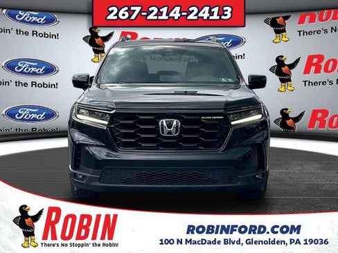 Used 2025 Honda Pilot Black Edition image 2