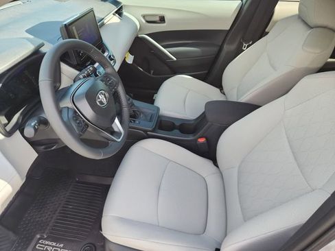 New 2026 Toyota Corolla Cross LE FWD image 11