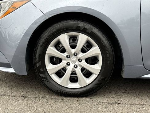 Used 2024 Toyota Corolla LE FWD image 12