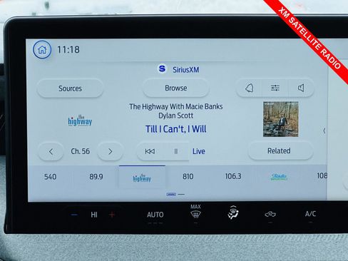 New 2026 Ford Maverick XLT image 4