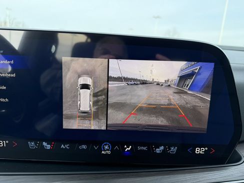 New 2026 Chevrolet Tahoe Premier w/ Sun And Tow Package image 21