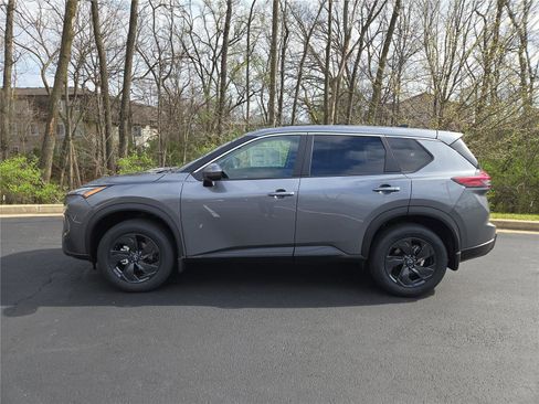 New 2026 Nissan Rogue SV AWD/4WD image 5