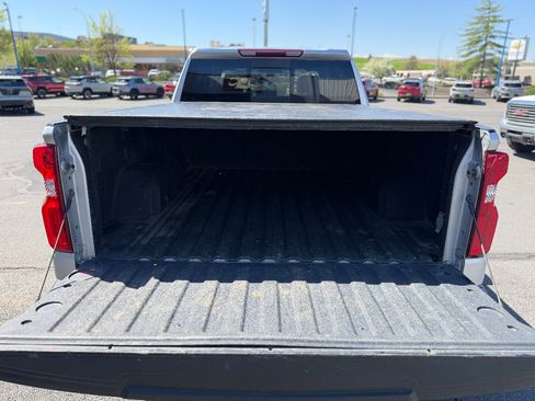 Used 2022 Chevrolet Silverado 1500 LTZ w/ LTZ Premium Package AWD/4WD image 20