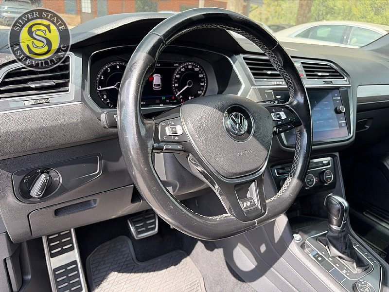 Used 2019 Volkswagen Tiguan SEL R-Line AWD/4WD image 22