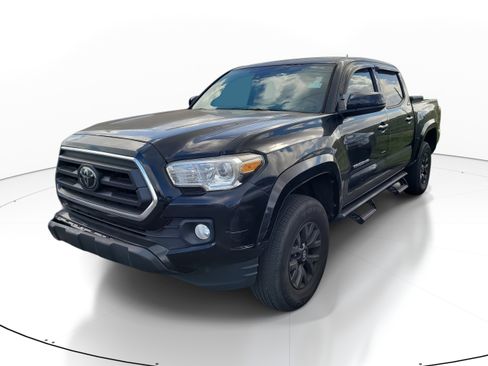 Used 2021 Toyota Tacoma SR5 image 3