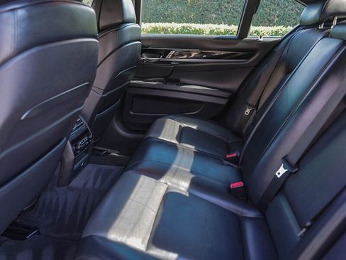 Used 2012 BMW ALPINA B7 image 24