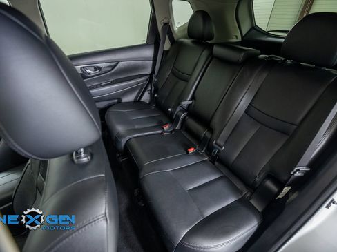 Used 2020 Nissan Rogue SL AWD/4WD image 31