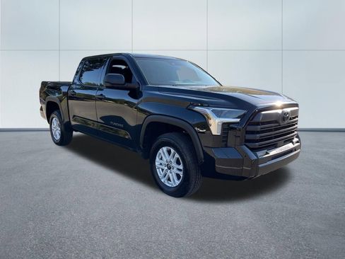 Used 2026 Toyota Tundra SR5 image 4