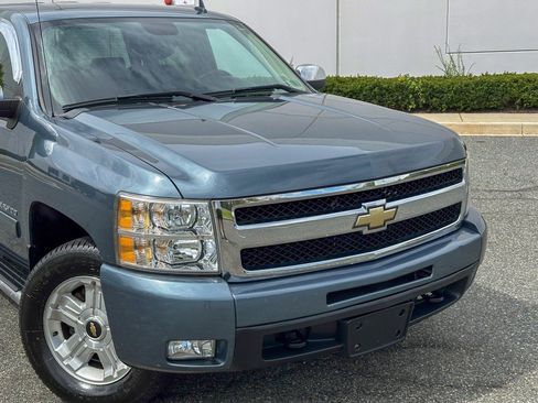 Used 2011 Chevrolet Silverado 1500 LTZ w/ LTZ Plus Package AWD/4WD image 9