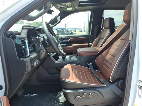 New 2026 GMC Sierra 1500 Denali Ultimate AWD/4WD image 12