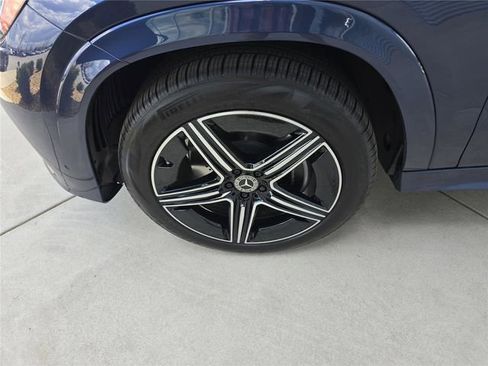 New 2026 Mercedes-Benz GLE 450 4MATIC image 11