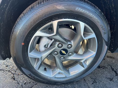 Used 2026 Chevrolet Trax LT w/ Driver Confidence Package image 3