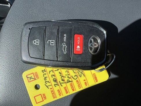 Used 2024 Toyota Prius Prime Premium image 39