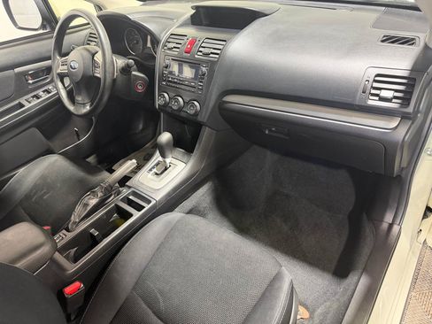 Used 2014 Subaru Crosstrek 2.0i Premium AWD/4WD image 13