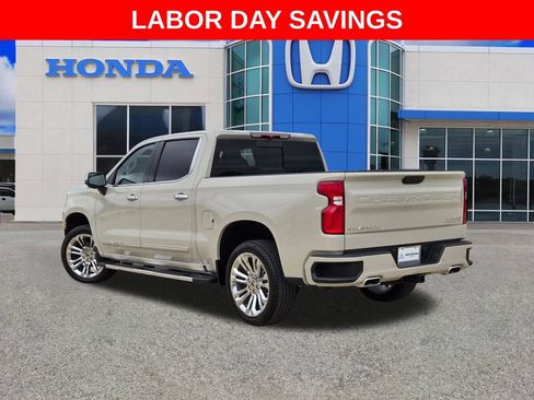 Used 2026 Chevrolet Silverado 1500 High Country AWD/4WD image 5
