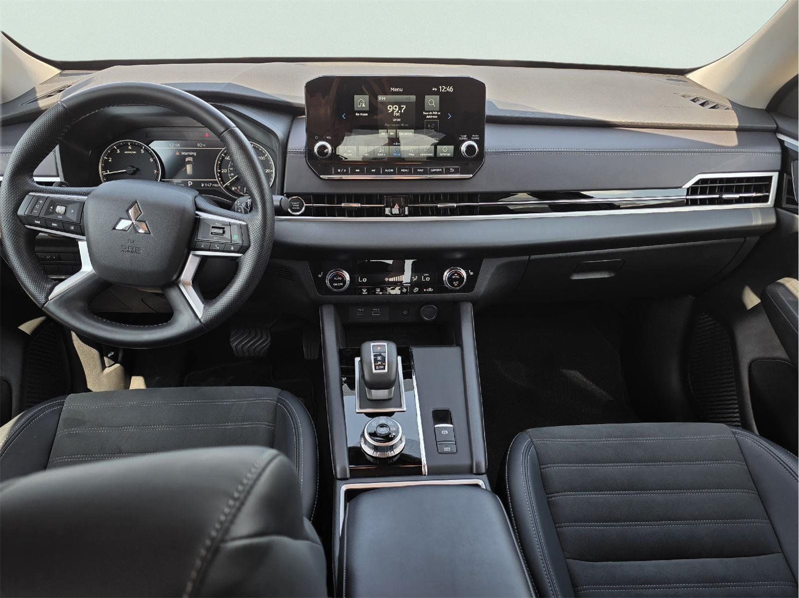Used 2024 Mitsubishi Outlander SE FWD image 9