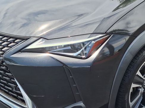 Used 2022 Lexus UX 250h AWD/4WD image 6