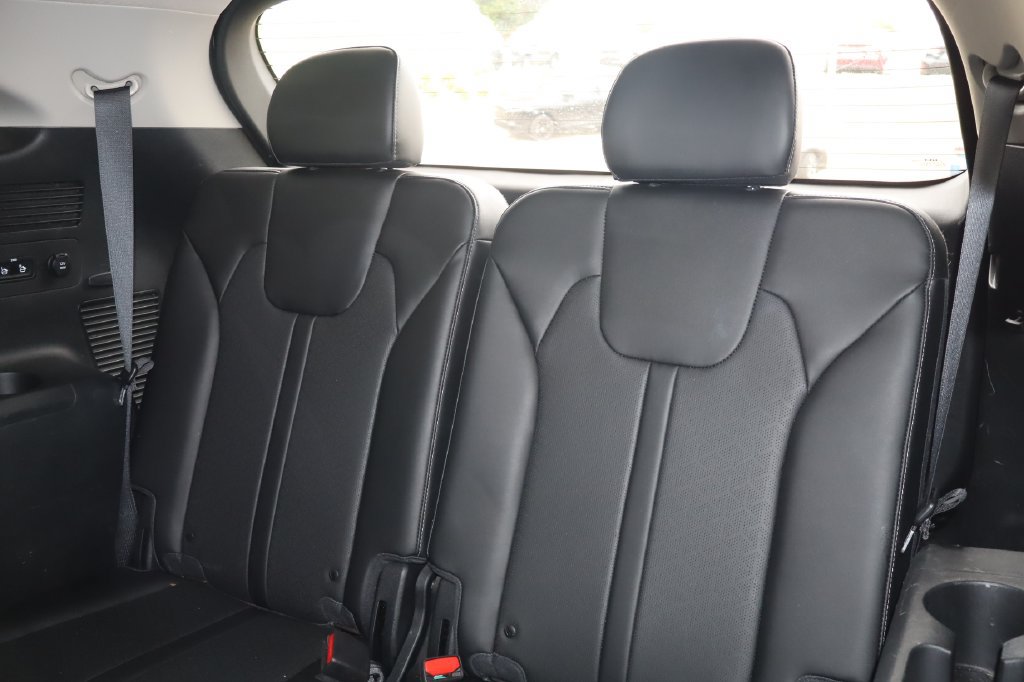Used 2022 Kia Sorento S w/ Panoramic Sunroof Package AWD/4WD image 38