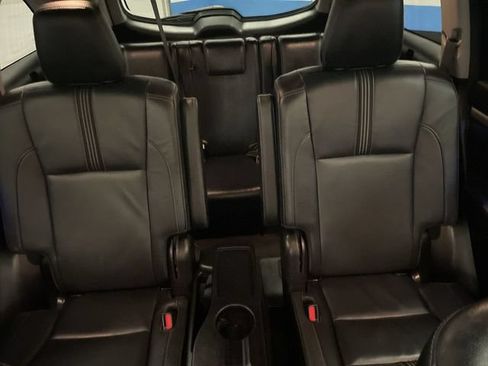 Used 2017 Toyota Highlander SE AWD/4WD image 23