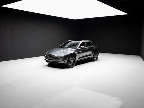 Used 2021 Aston Martin DBX image 79