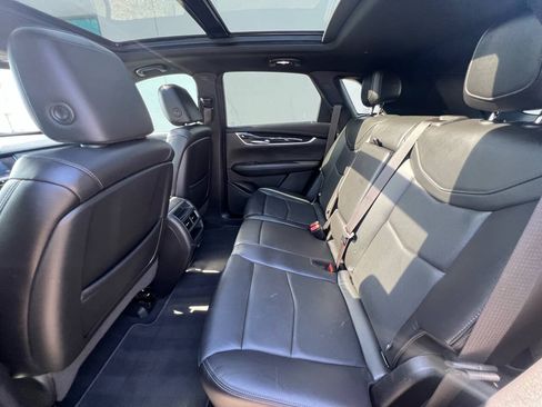 Used 2020 Cadillac XT5 Premium Luxury AWD/4WD image 15