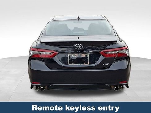 Used 2022 Toyota Camry XSE image 6