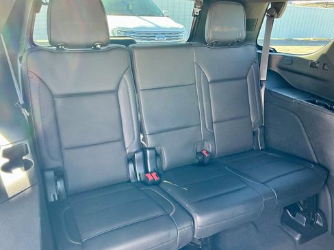 Used 2022 GMC Yukon Denali w/ Denali Ultimate Package image 27