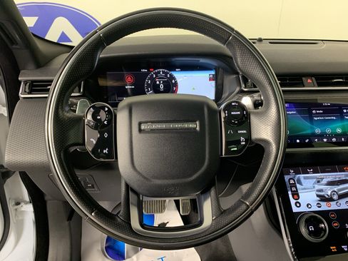 Used 2019 Land Rover Range Rover Velar R-Dynamic SE AWD/4WD image 18