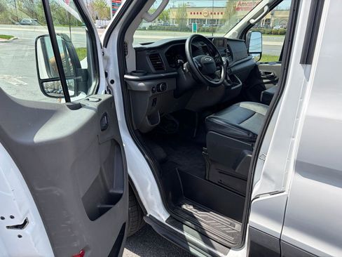 Used 2024 Ford Transit 250 148 Medium Roof w/ Load Area Protection Package image 12