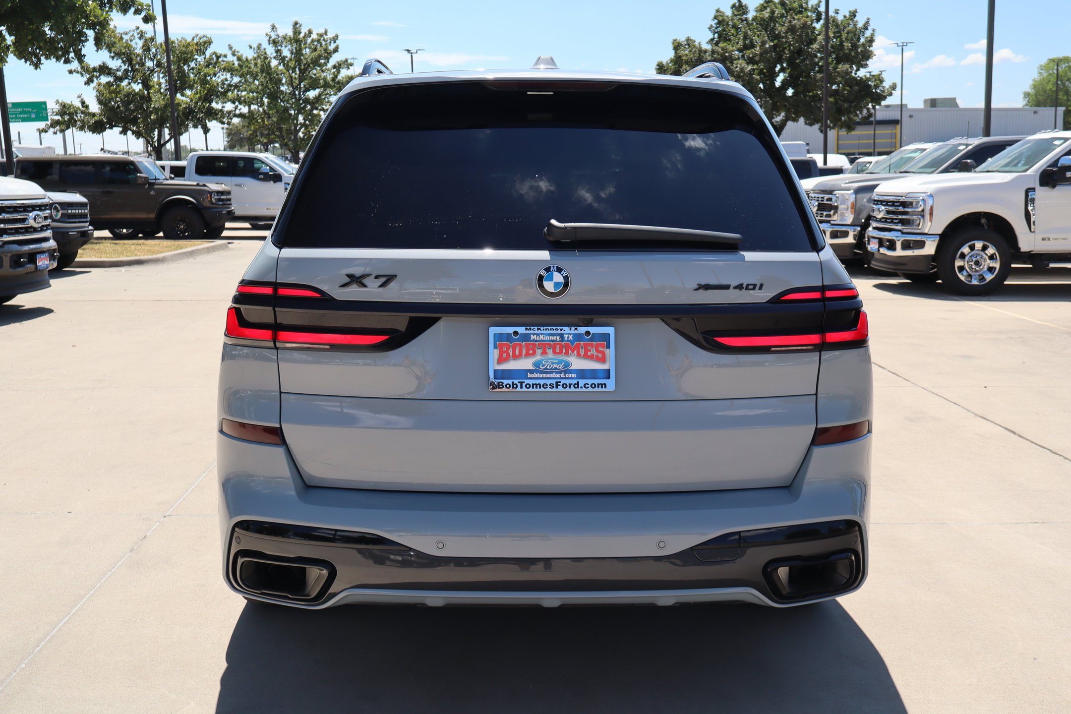 Used 2025 BMW X7 xDrive40i AWD/4WD image 6