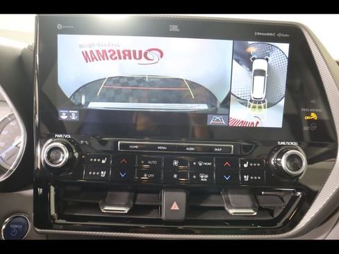 Used 2022 Toyota Highlander Platinum AWD/4WD image 26