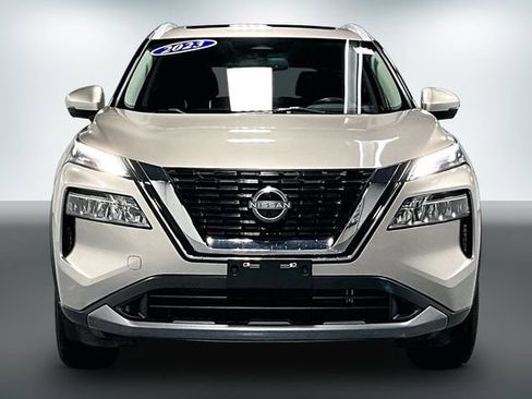 Used 2023 Nissan Rogue SL AWD/4WD image 2