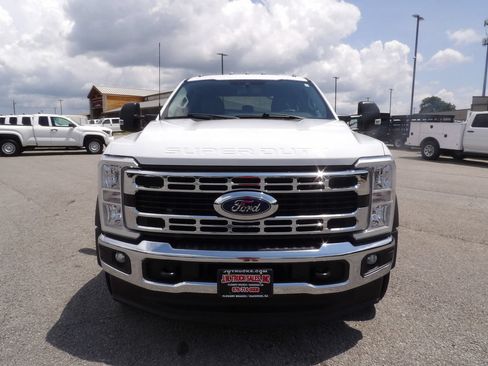 Used 2024 Ford F550 4x4 Crew Cab Super Duty w/ XLT Value Package image 12