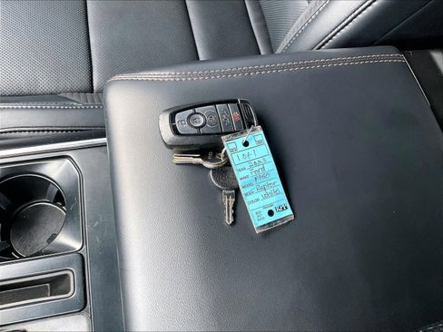 Used 2023 Ford F150 Raptor image 30