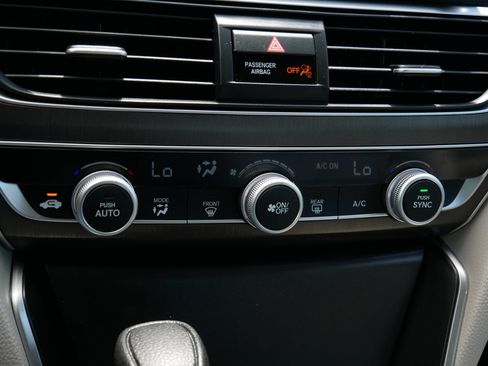 Used 2020 Honda Accord LX image 23