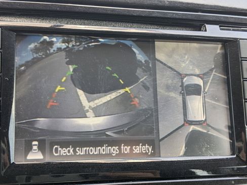 Used 2016 Nissan Versa Note SV image 21