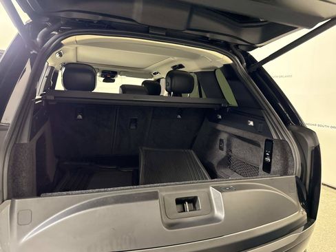Used 2023 Land Rover Range Rover SE AWD/4WD image 10